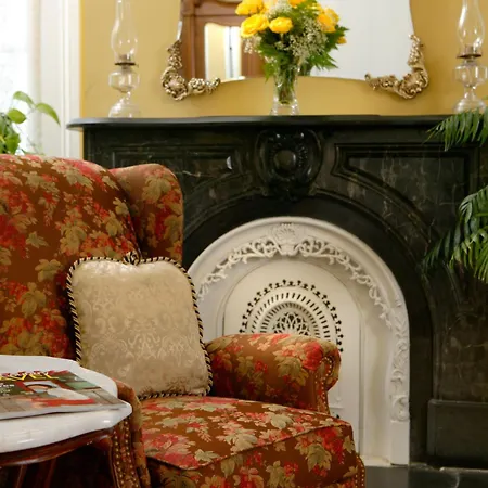 Ashton'S Bed And Breakfast-3